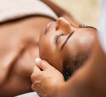 Noon Aesthetics Signatur